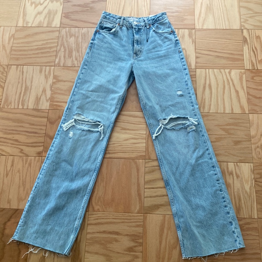 NWT Zara TRF High Rise Ripped Wide Leg Jeans - Size 6